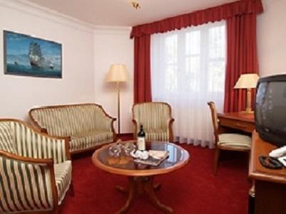 Hotel Kastell Ahlbeck  Exterior photo